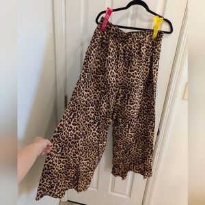 Torrid Wide leg plants NWT